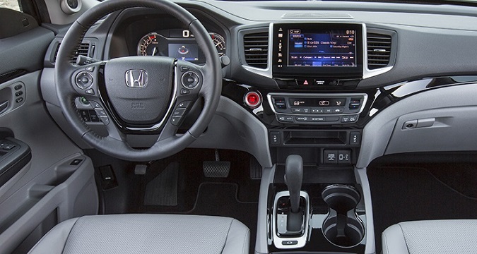 2017 Honda Ridgeline pickup truck - Interior