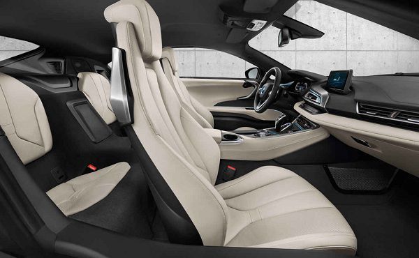Interior of the new BMW Plug-in Hybrid