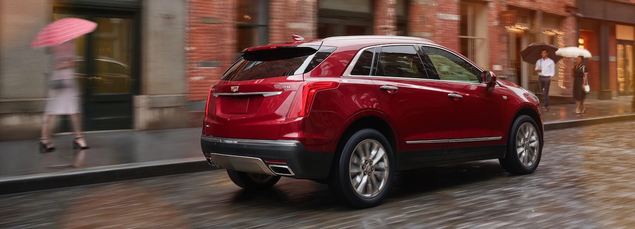 2018 Cadillac XT5 with V6 Engine and Advanced Technologies Reviewed 
